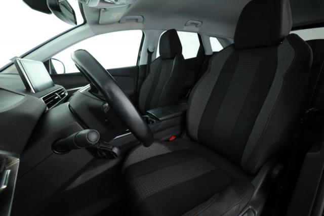 Peugeot 3008 image 9