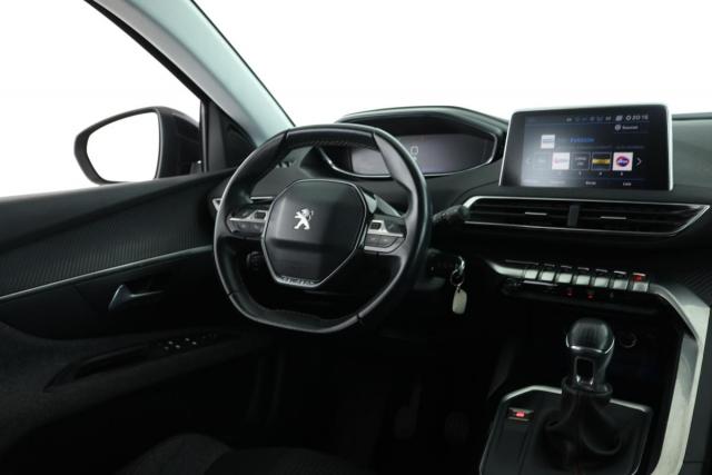 Peugeot 3008 image 3