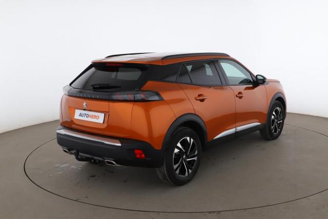 Peugeot 2008 image 8