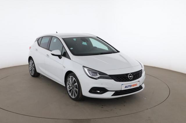 Opel Astra image 2