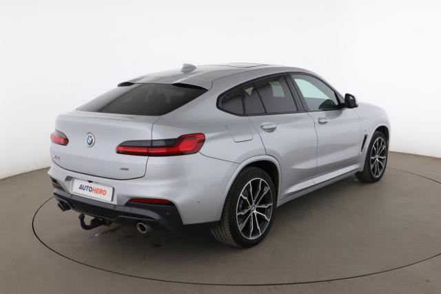 Bmw X4 image 2