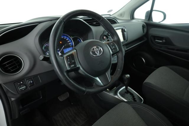 Toyota Yaris image 6