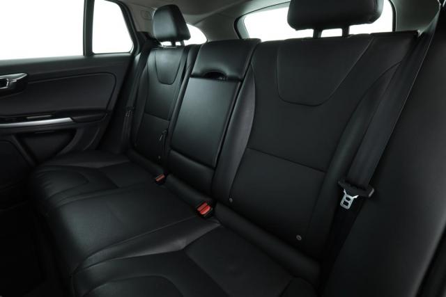Volvo V60 image 8