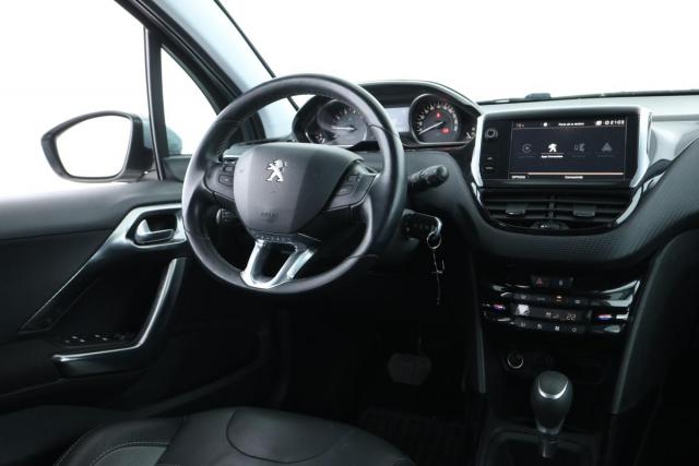 Peugeot 2008 image 4