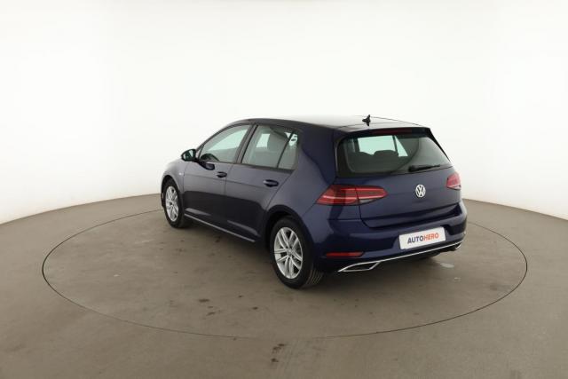 Volkswagen Golf image 2