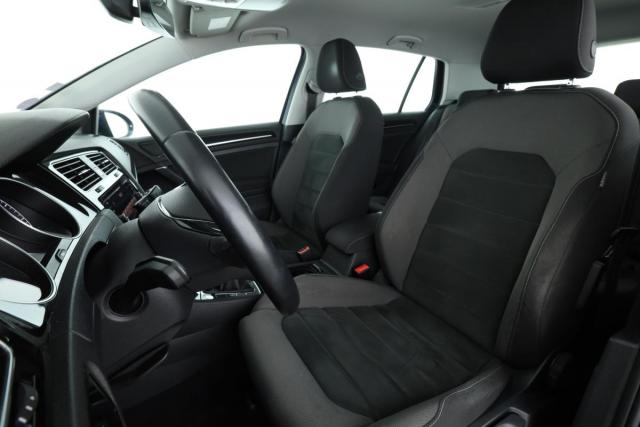 Volkswagen Golf image 7