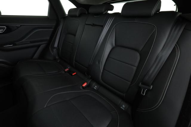 Jaguar F-Pace image 1