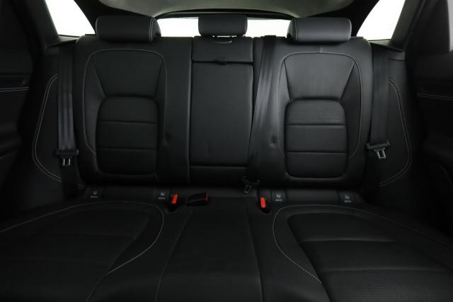 Jaguar F-Pace image 2