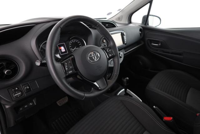 Toyota Yaris image 8