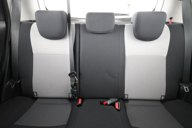 Toyota Yaris image 7