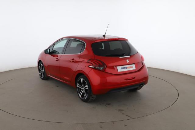 Peugeot 208 image 4