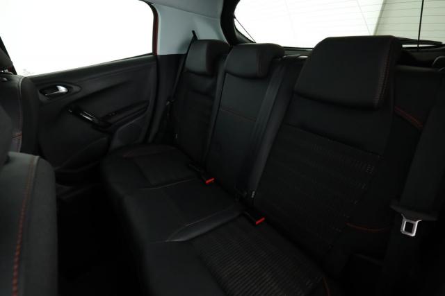 Peugeot 208 image 5