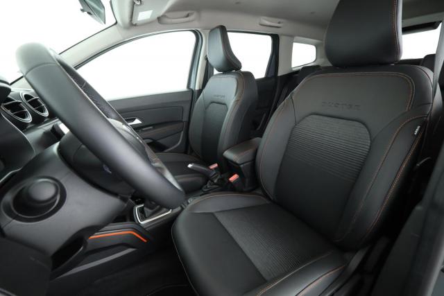 Dacia Duster image 6