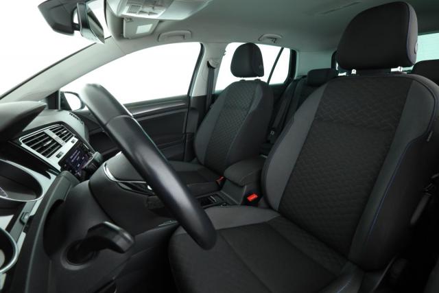 Volkswagen Golf image 4