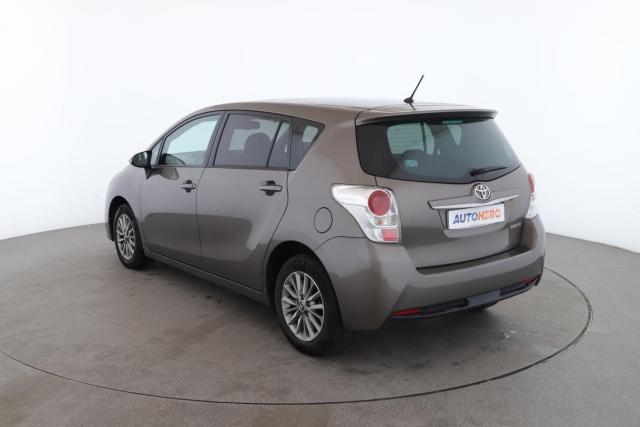 Toyota Verso image 3