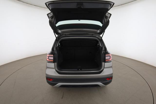 Volkswagen T-Cross image 1