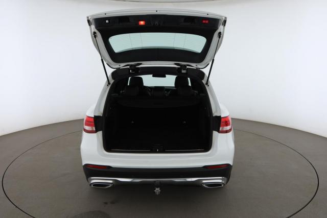 Mercedes Benz Glc image 8