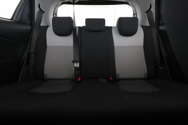 Toyota Yaris image 9