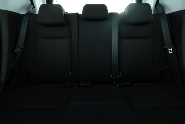 Peugeot 208 image 6