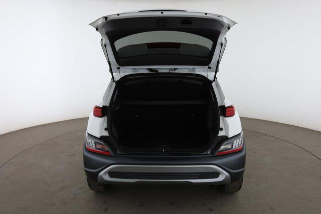 Hyundai Kona image 9