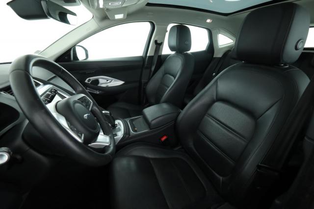 Jaguar E-Pace image 9