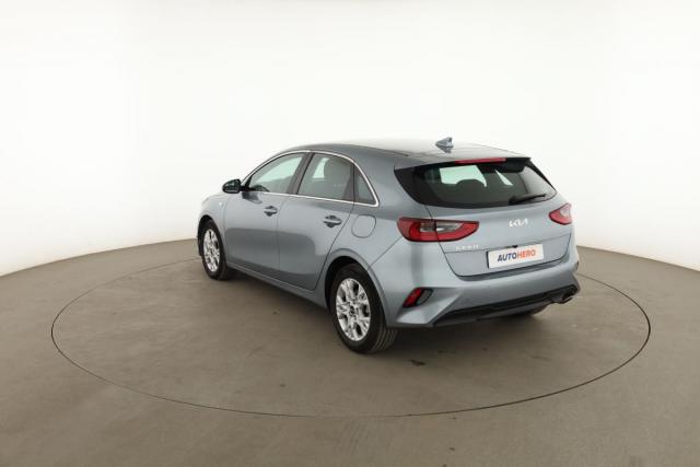 Kia Ceed image 9