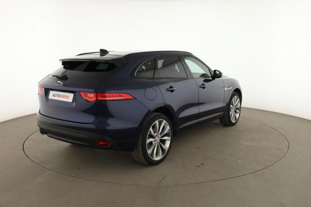 Jaguar F-Pace image 8