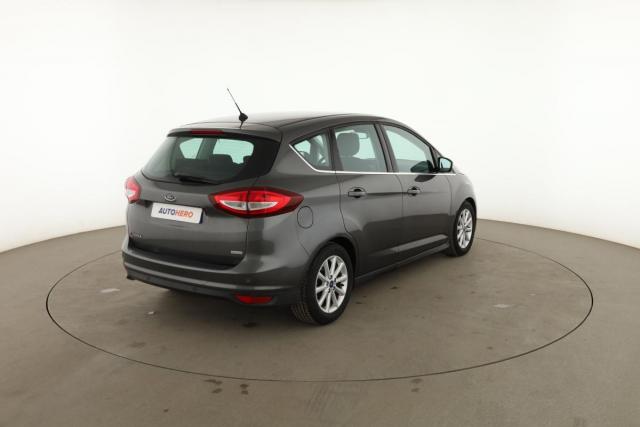 Ford C-Max image 9
