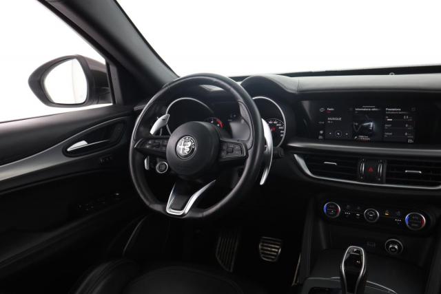 Alfa Romeo Stelvio image 5
