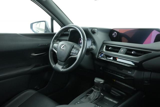 Lexus Ux image 8