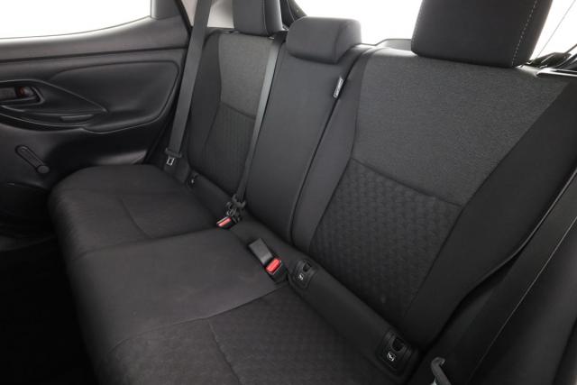 Toyota Yaris image 6