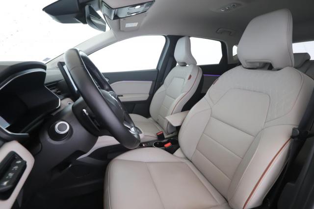 Renault Captur image 2