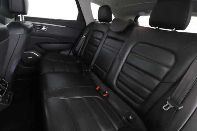 Renault Talisman Estate image 9