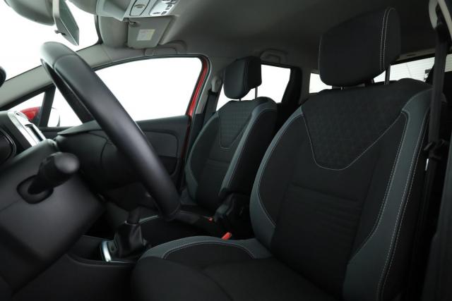 Renault Clio Estate image 5