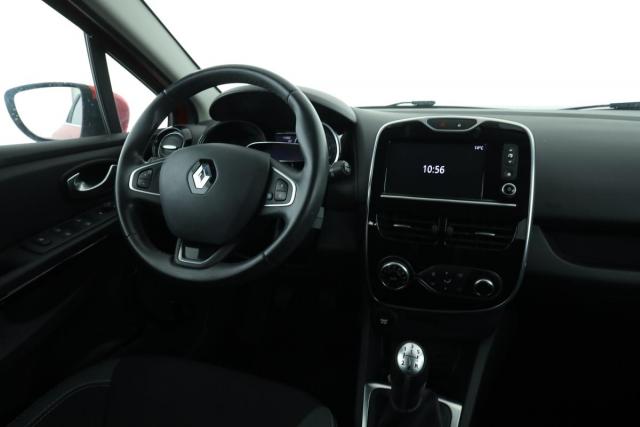 Renault Clio Estate image 4