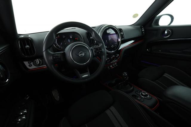 Mini Countryman image 2