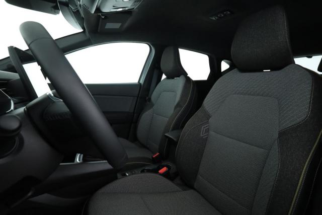 Renault Captur image 1