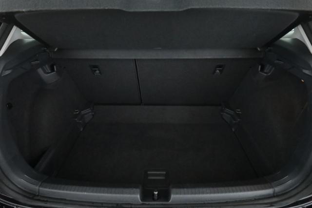 Volkswagen Polo image 9