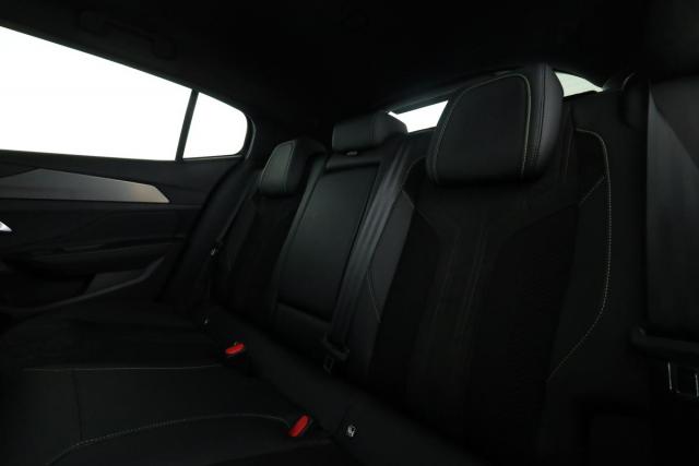 Peugeot 408 image 4
