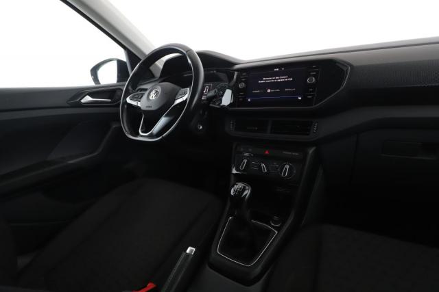 Volkswagen T-Cross image 8