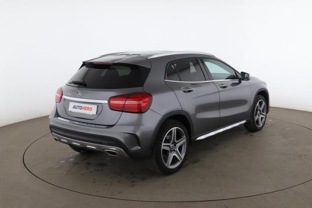 Mercedes Benz Gla image 6