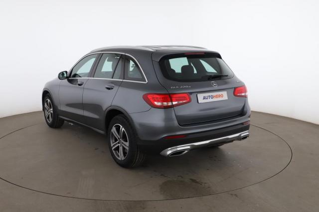 Mercedes Benz Glc image 9