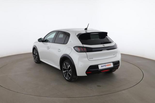 Peugeot 208 image 1