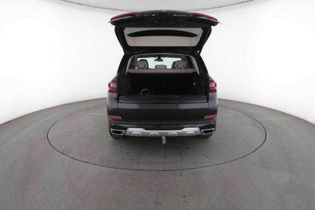 Bmw X5 image 3