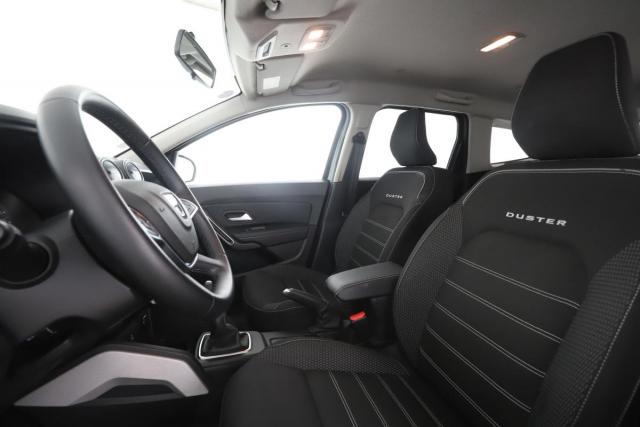 Dacia Duster image 1