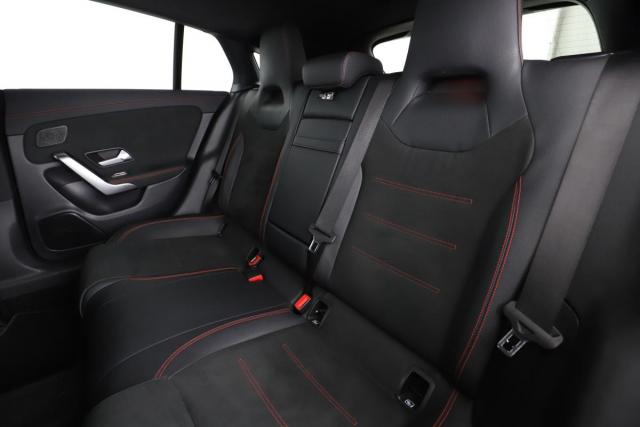 Mercedes Benz Cla Shooting Brake image 4