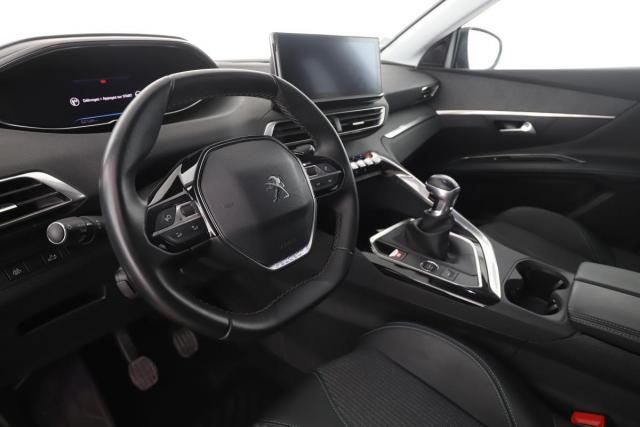 Peugeot 3008 image 2