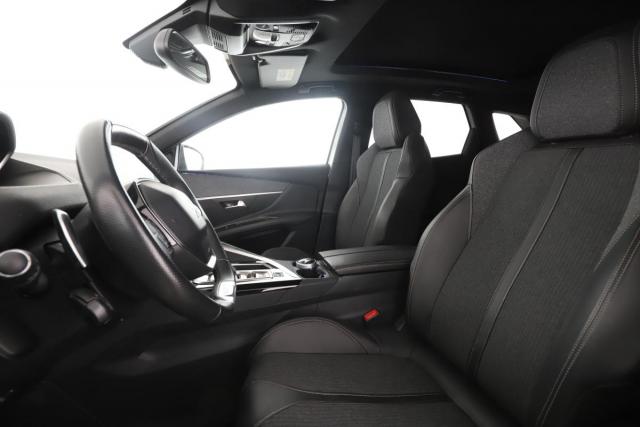 Peugeot 3008 image 8