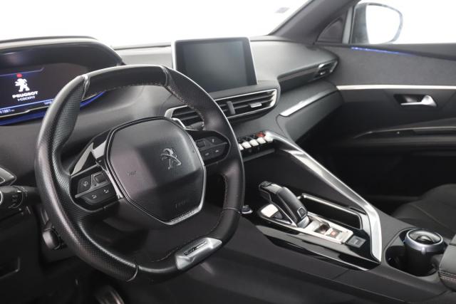 Peugeot 3008 image 1