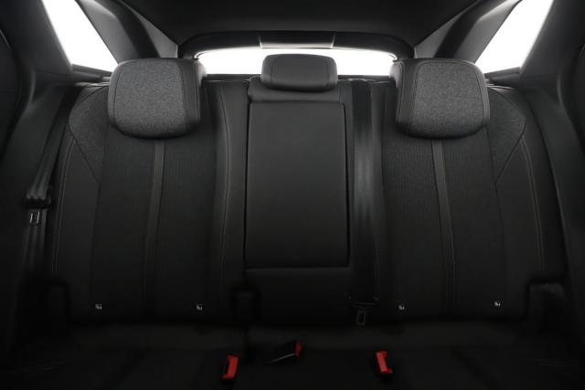 Peugeot 3008 image 6